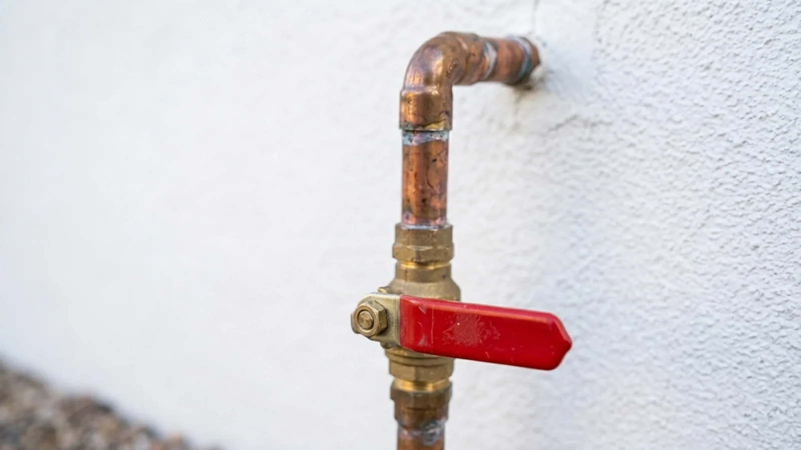 How to Shut Off Water in a Plumbing Emergency